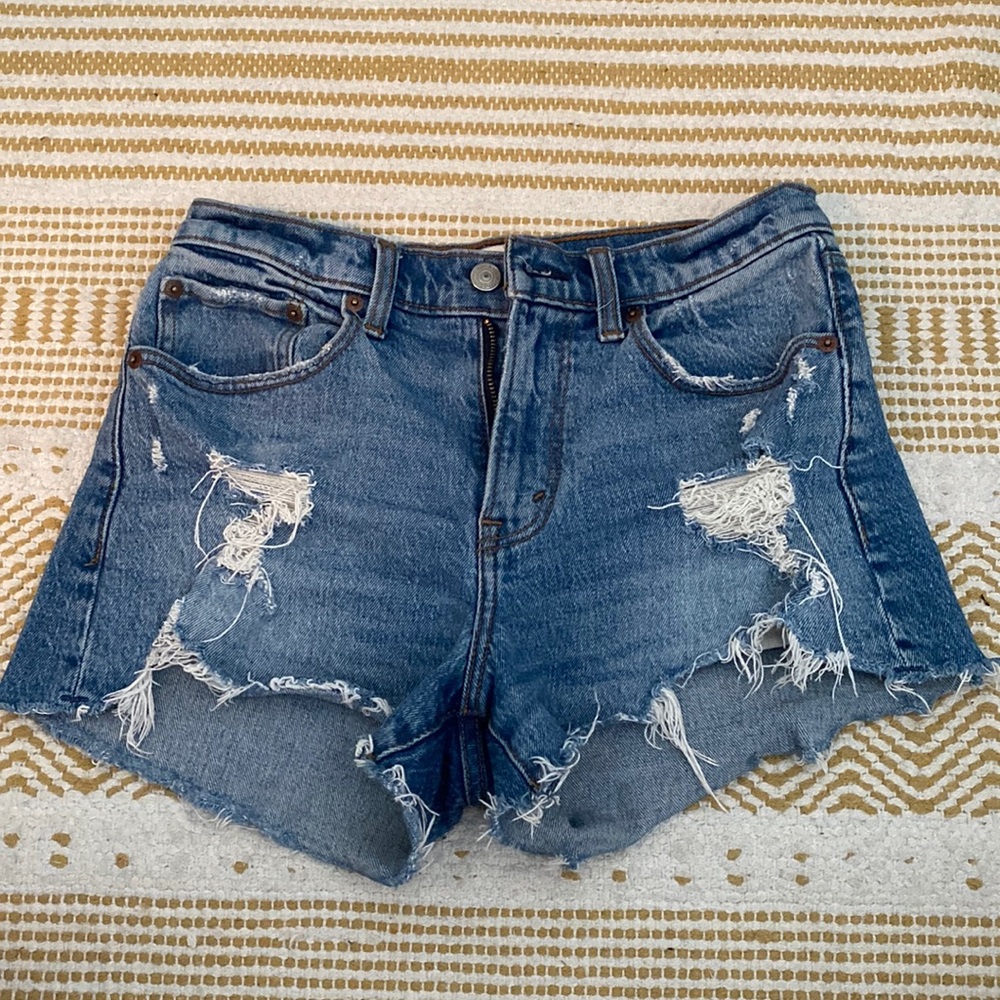 Abercrombie women’s denim shorts